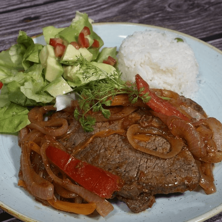 Ejecutivo con Carne Bistec