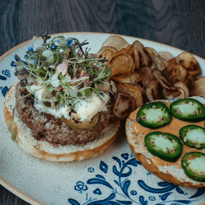 Hamburguesa Jalapeño Blue + Papas