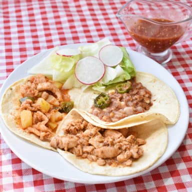 3 Tacos Sencillos Surtidos.