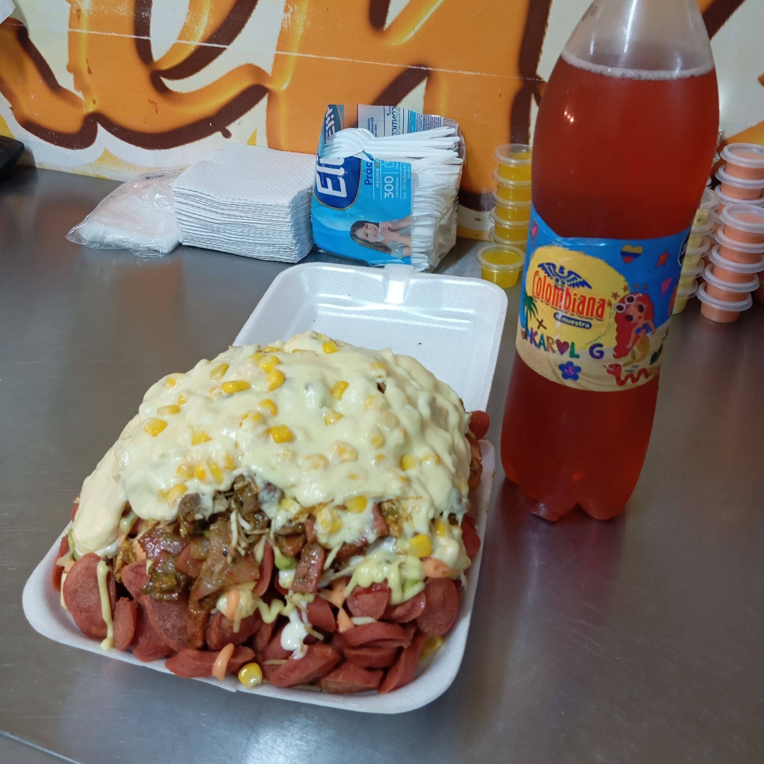 Salchipapa Kenasa 4-5 Personas