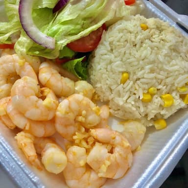 Camarones al Ajillo