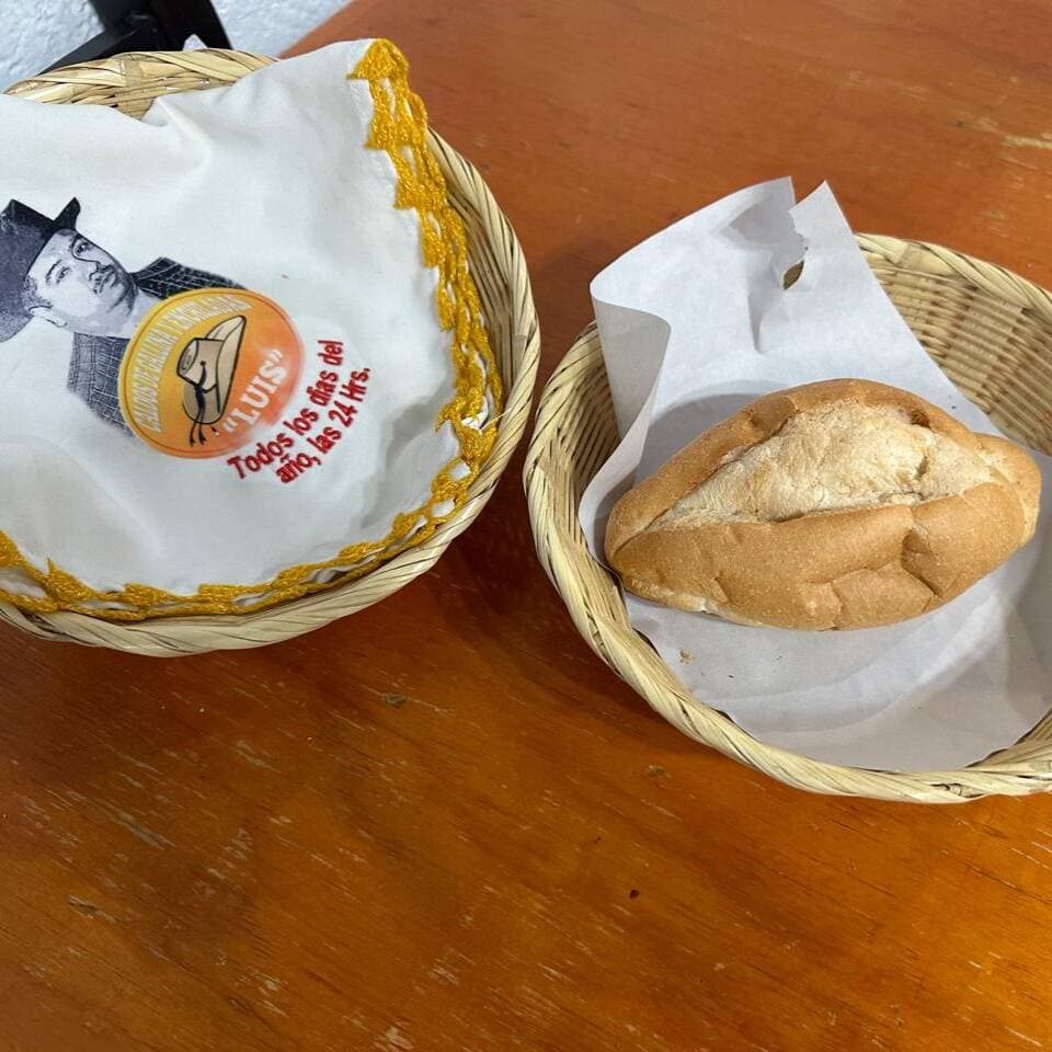 Bolillo