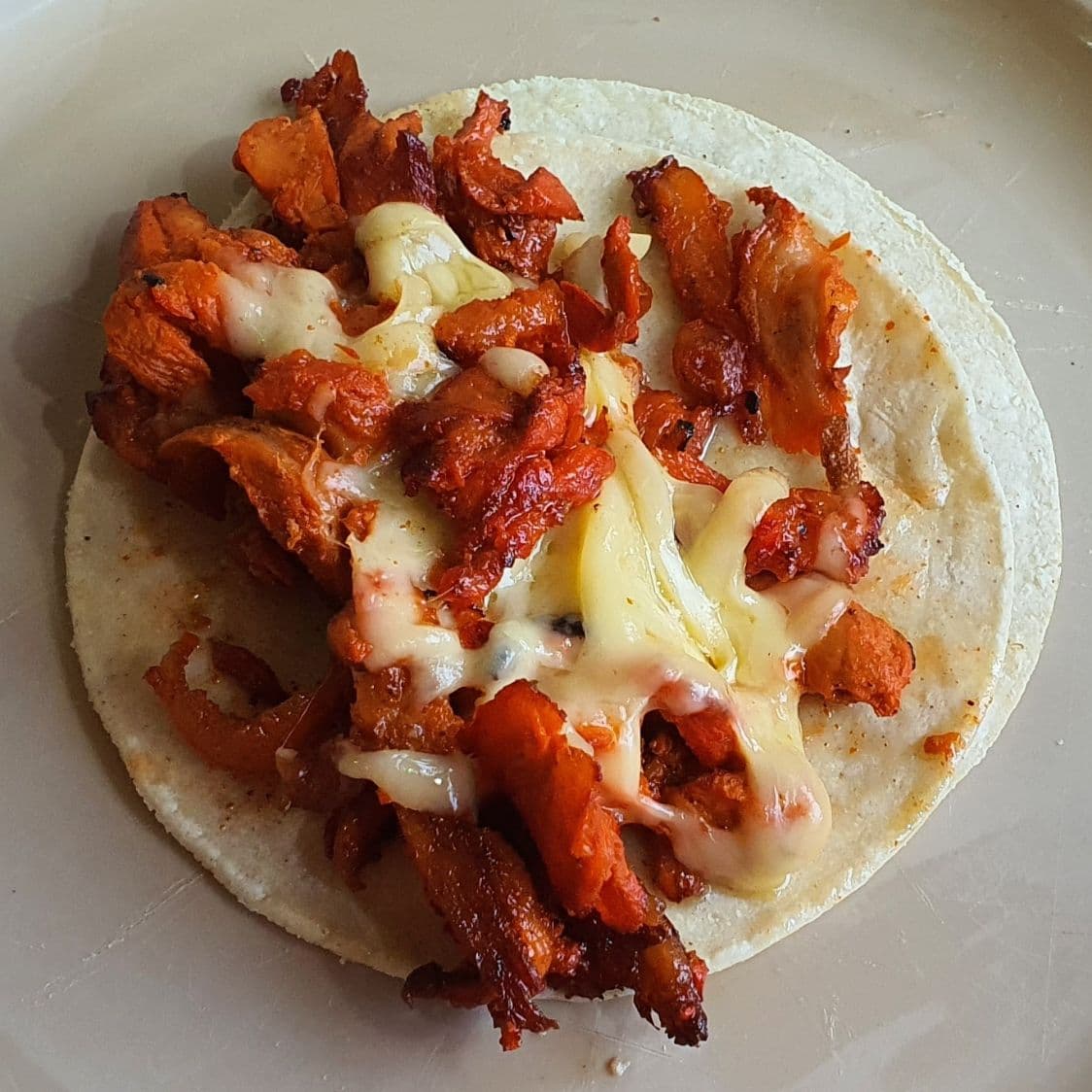 Taco de Pastor con Queso
