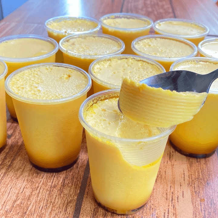 Flan de la casa