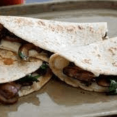QUESADILLA DE CHAMPIÑON