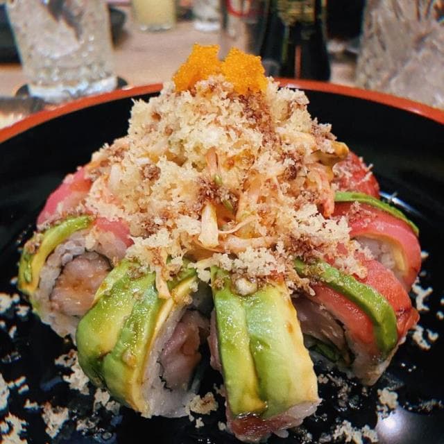 SUSHI CENTRAL DELUXE ROLL