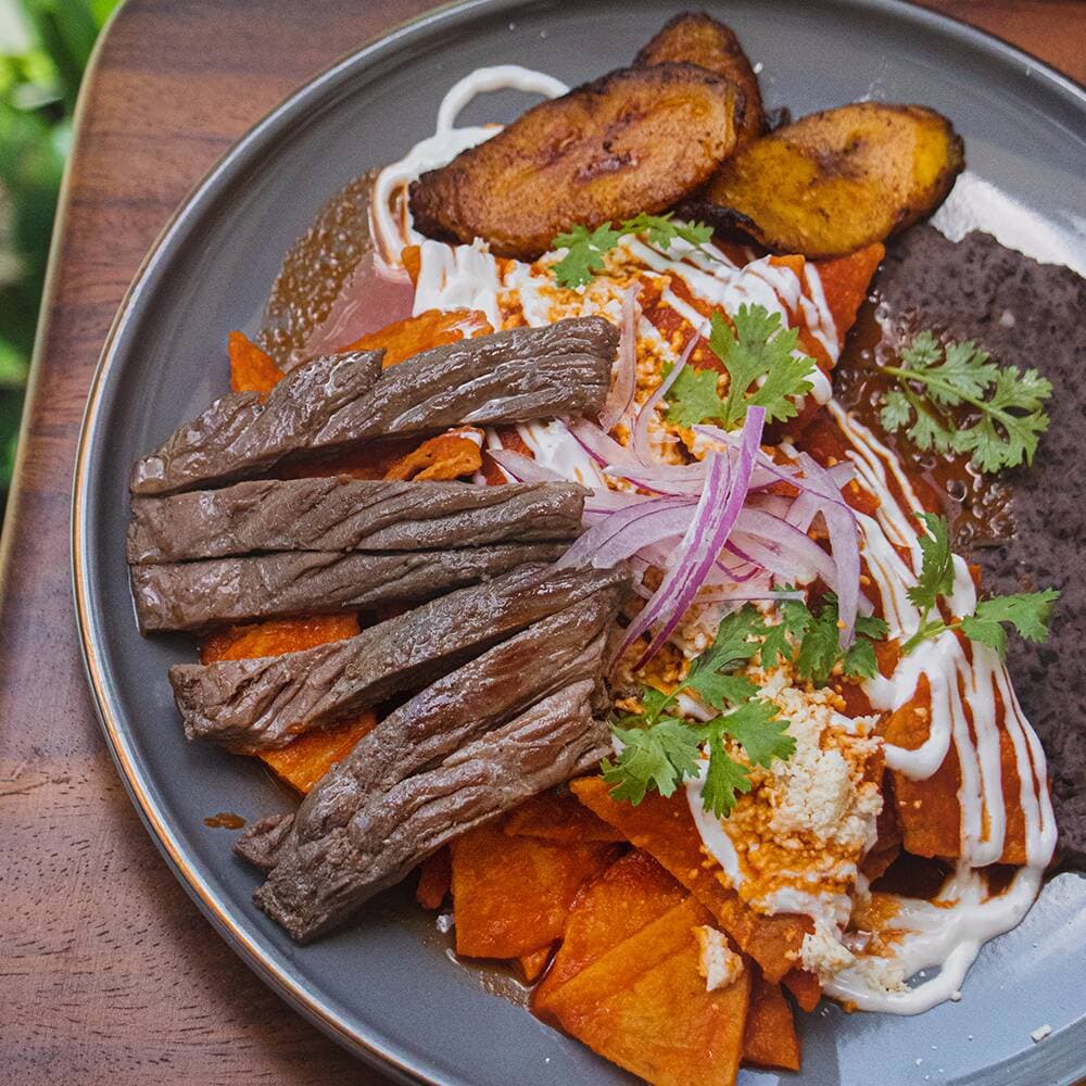 Chilaquiles Verdes o Rojos