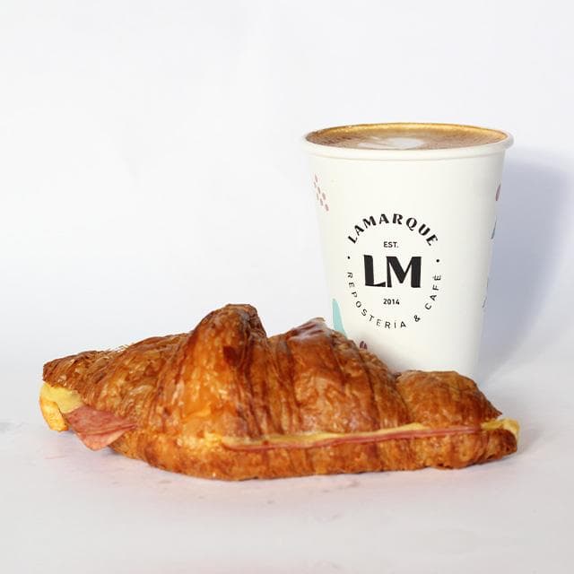 COMBO LATTE + CROISSANT