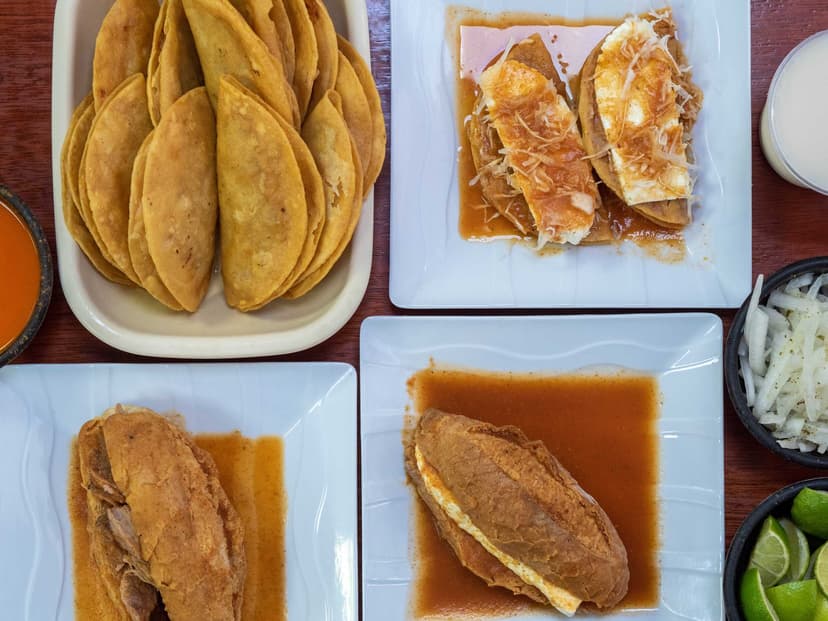 Tortas Ahogadas Cholico's