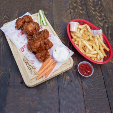 Jumbo de Boneless "Boneless + Papas"