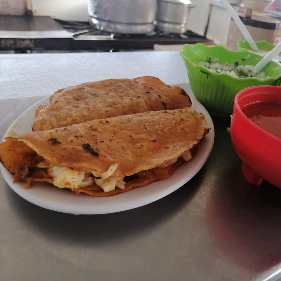 Combo 2 Quesabirria Maíz+Refresco