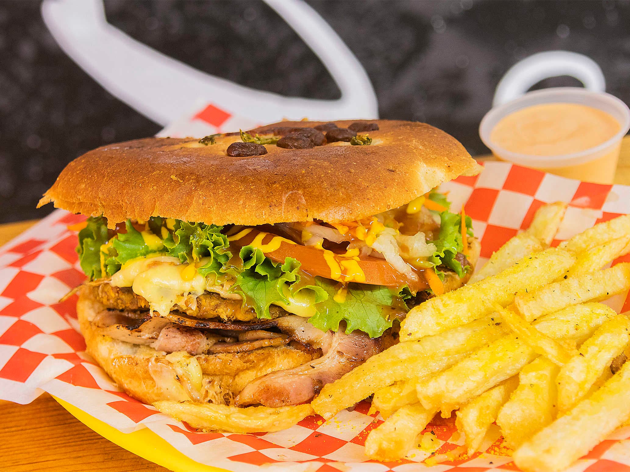 1Hamburguesa Res+1Papas Fritas