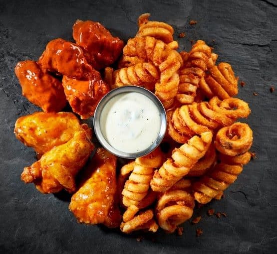 Super Wings & Boneless +Papas