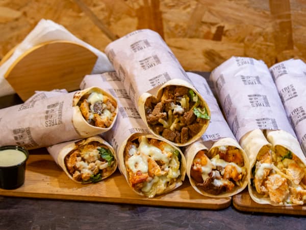 Tres Shawarmas