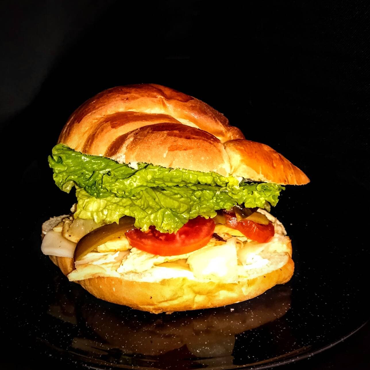 Cuernito de Pollo con Piña