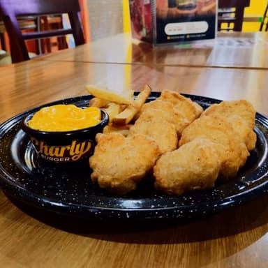 Nuggets de Pollo 9 Pieza con Papa