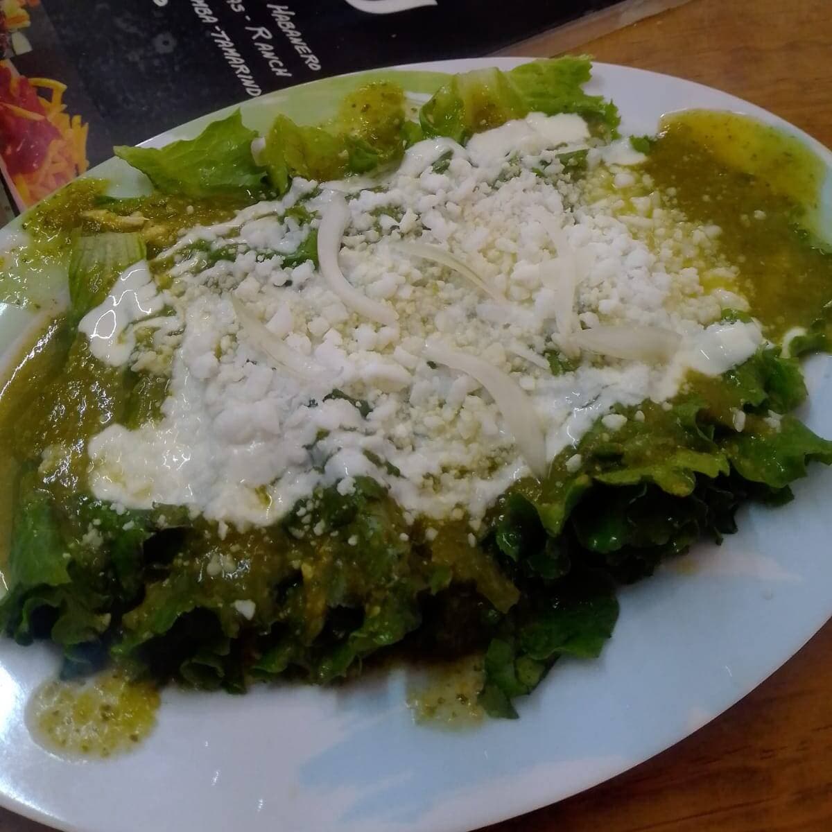 Enchiladas Verdes de Pollo