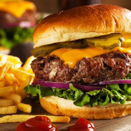 Hamburguesa JUMBO + Papas + Coca Cola de 600