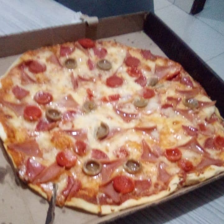 Pizza Personal Jamon y Queso
