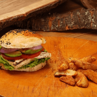Hamburguesa Vegetariana con Papas Gajo