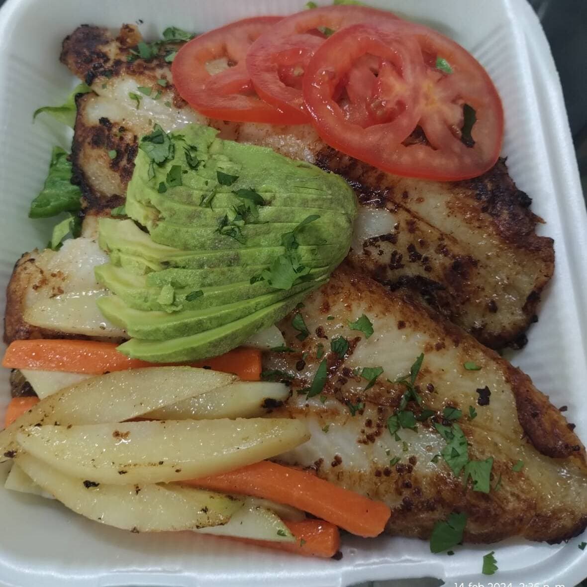 FILETE DE PESCADO AL AJILLO