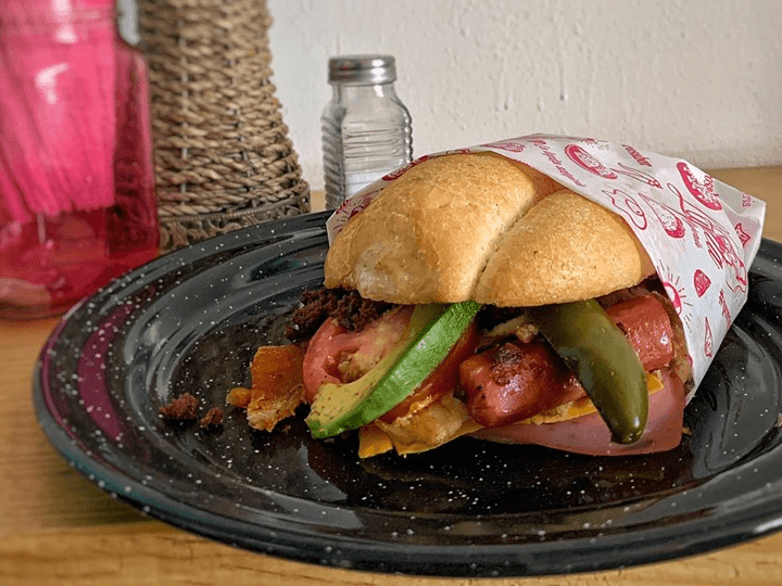 Torta La Lupita