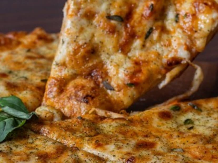 Green Roots  - Pizza
