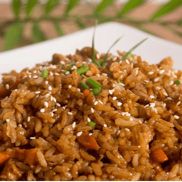 Yakimeshi de Pollo