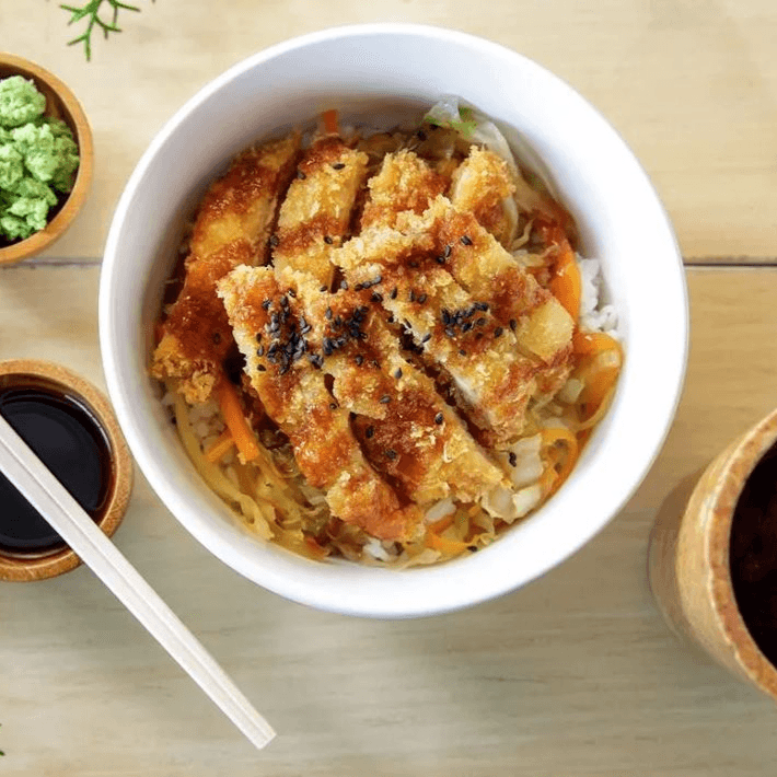 BOWL TONKATSU + BEBIDA GRATIS