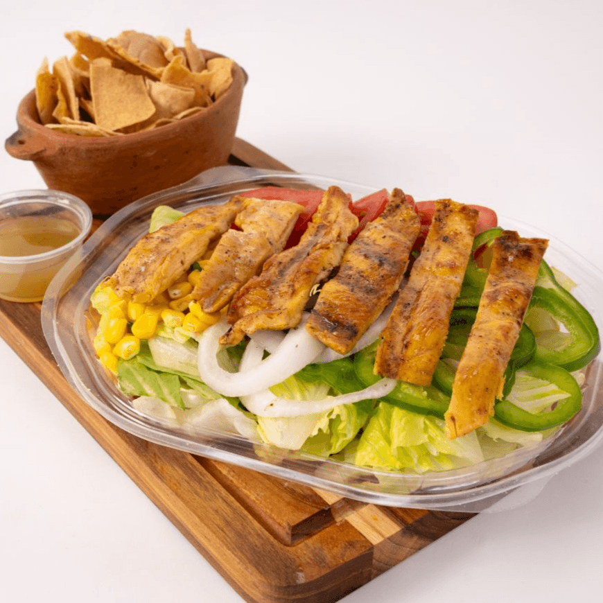Ensalada del Sur con Pollo