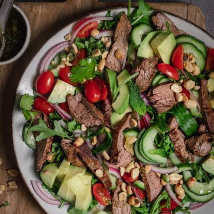 Ensalada con Res Mediana