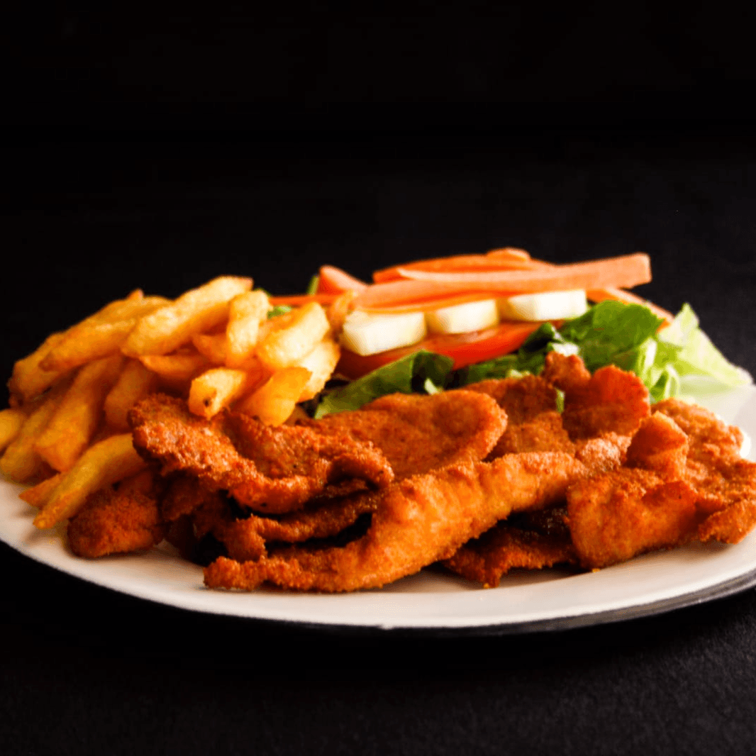 Milanesa de Res o Pollo con Papas Francesas *