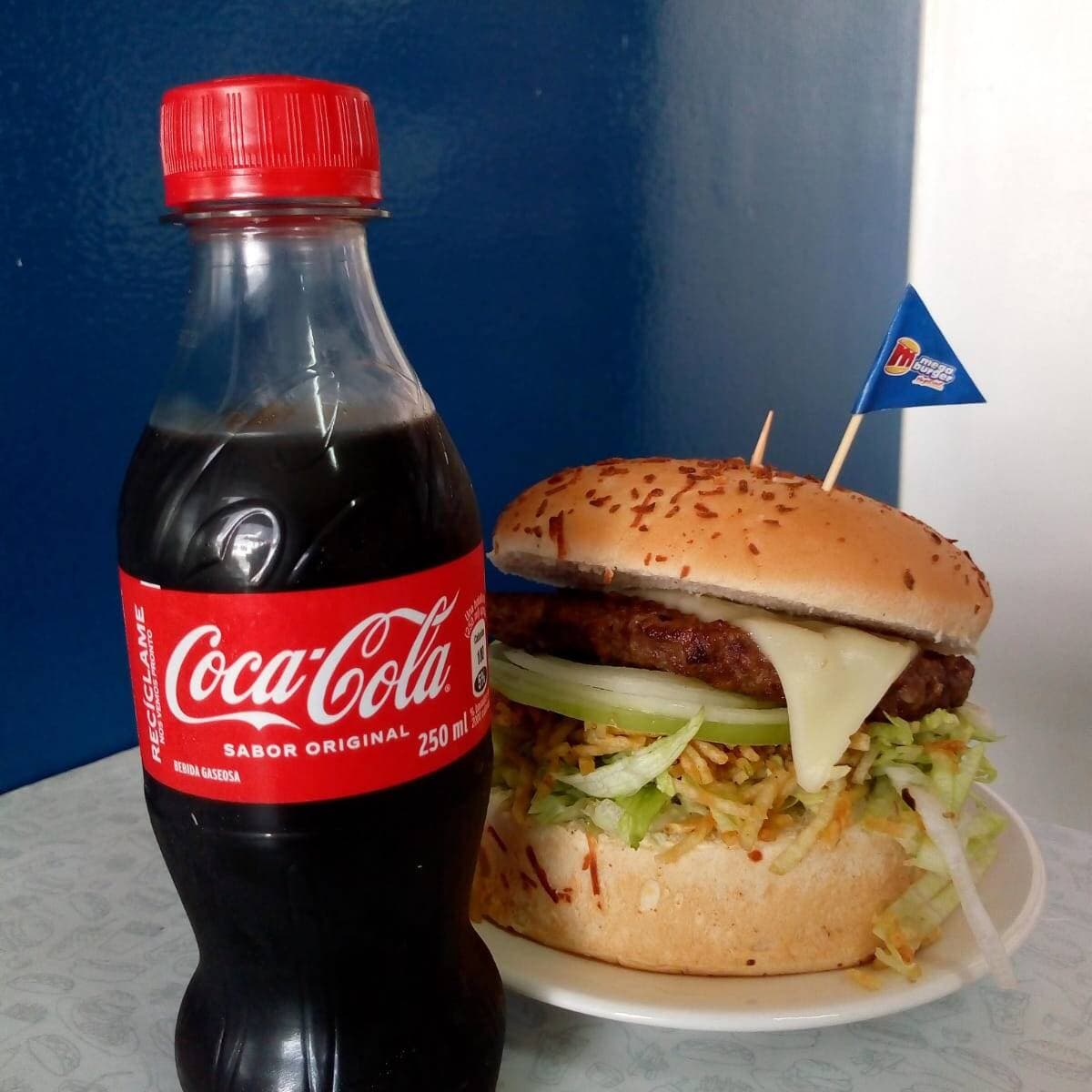 Mega Sencilla + Coca Cola Pet 250