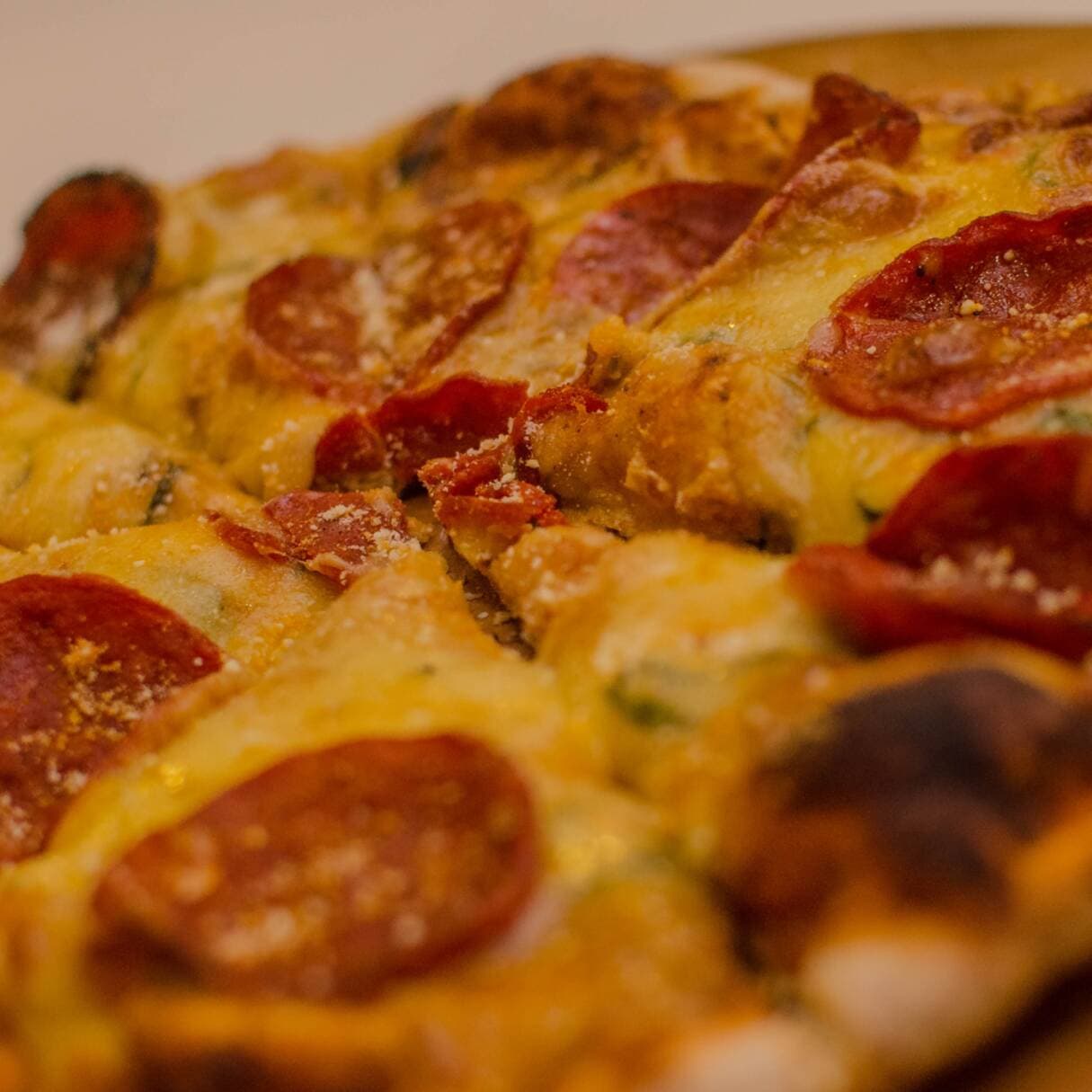 Pizza Pepperoni Pequeña