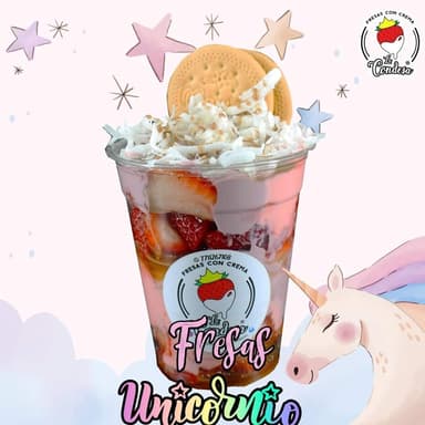 Fresas Top Unicornio Medianas (12 Oz)