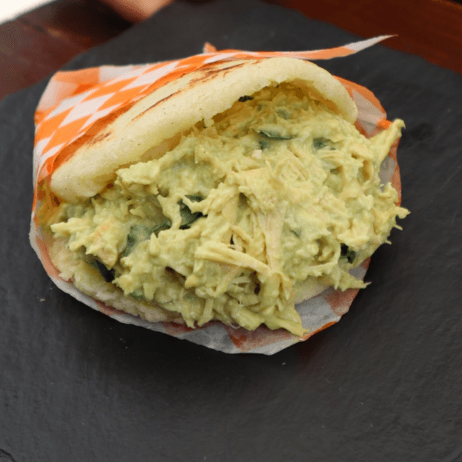 Arepa Reina Pepiada