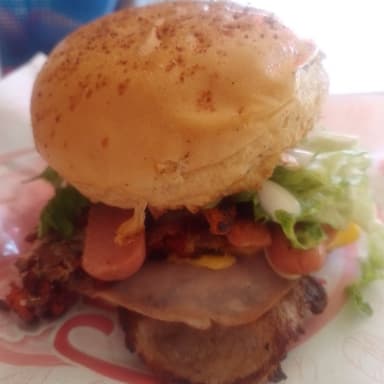Hamburguesa arrachera