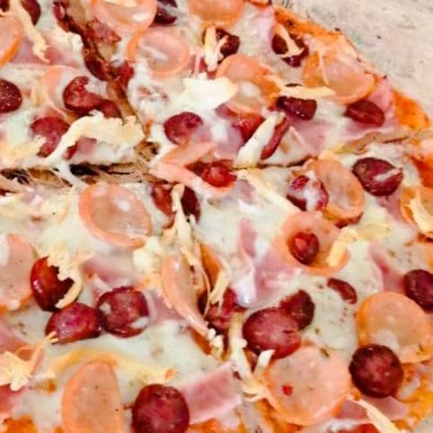 Tres carnes mediana (8 porciones)