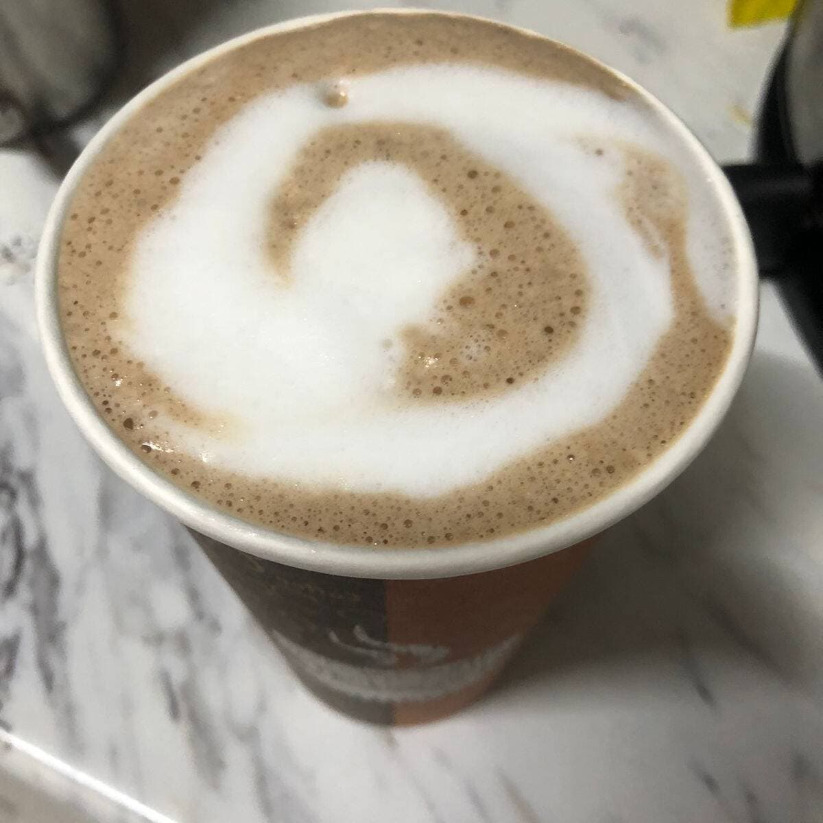 CAFÉ LATE