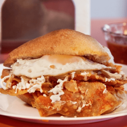 Torta de Chilaquiles