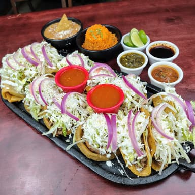 Charolas pioneros