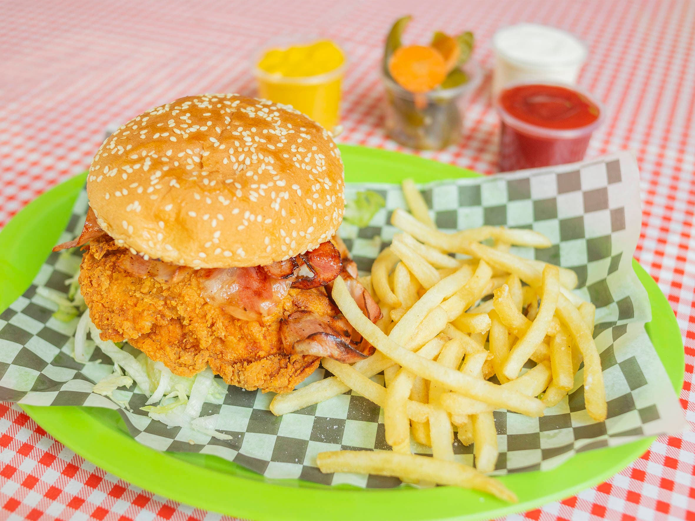 Hamburguesa Mar y Tierra Chica