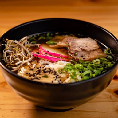 Sopa Ramen de cerdo
