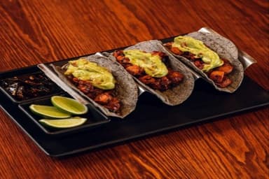 TACOS DE ATUN