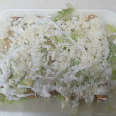 Tacos dorados