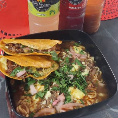 LEVANTON + AGUA FRESCA