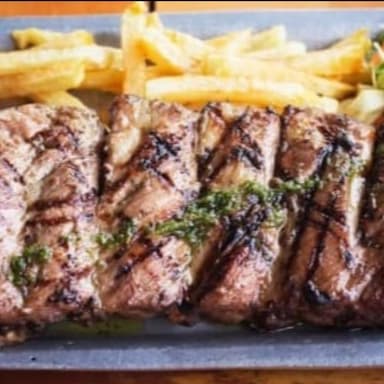 Costilla de cerdo ahumada.