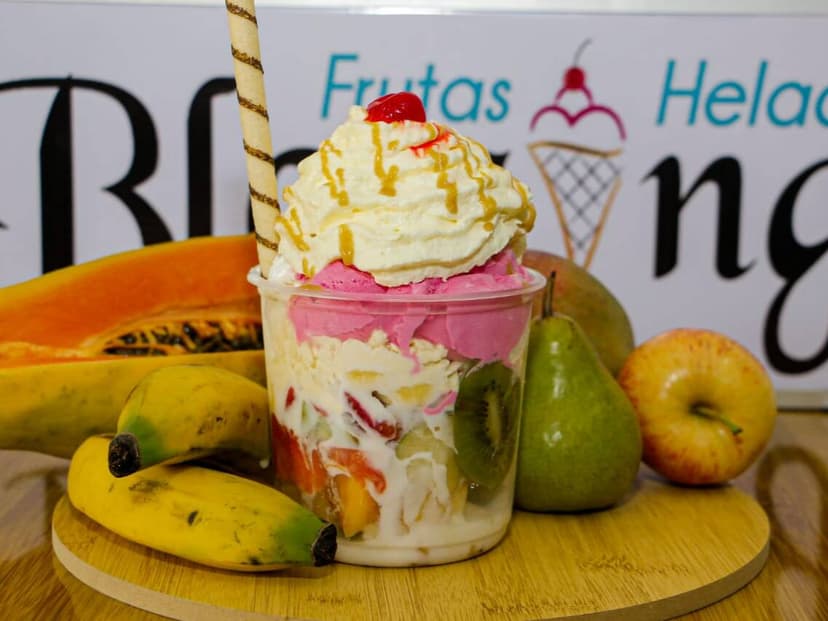 Frutas y Helados Blessings