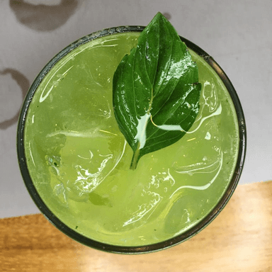 Limonada de Pepino con Albahaca