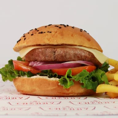 Cheeseburger + Coca Cola